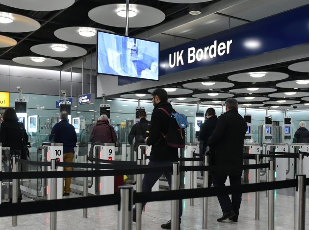 Image of queues at UK border terminal